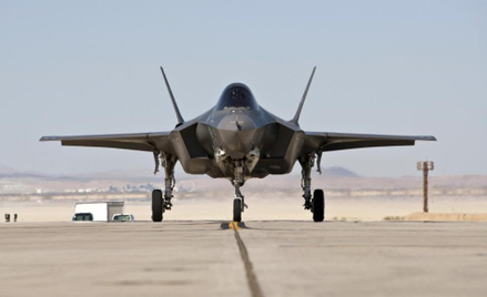 F35