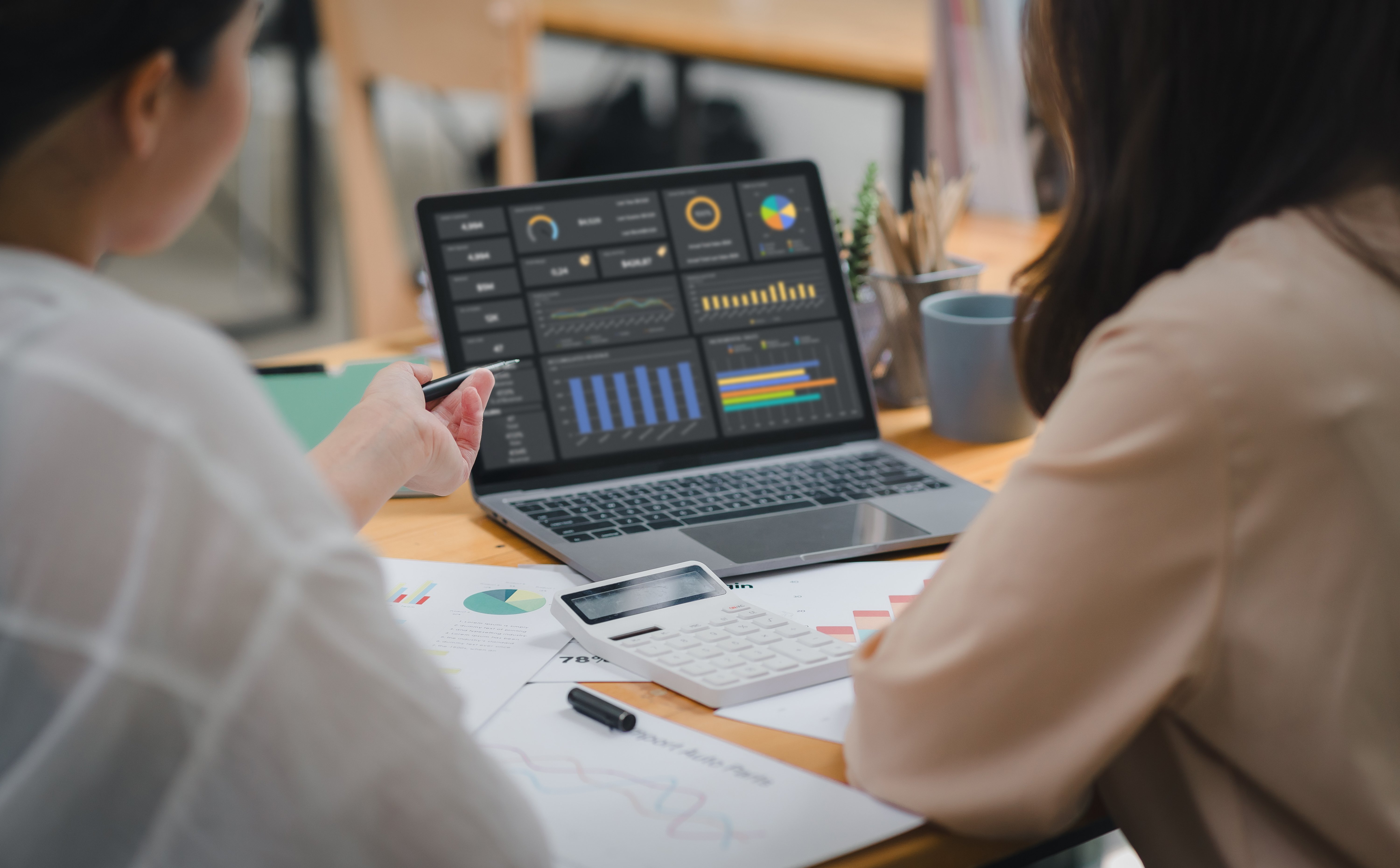 Pozytywne prognozy zysków za I kw. 2026 r., szczególnie w USA