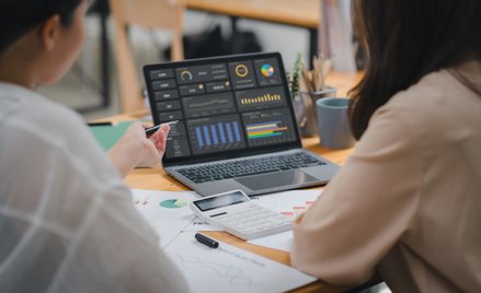 Pozytywne prognozy zysków za I kw. 2026 r., szczególnie w USA