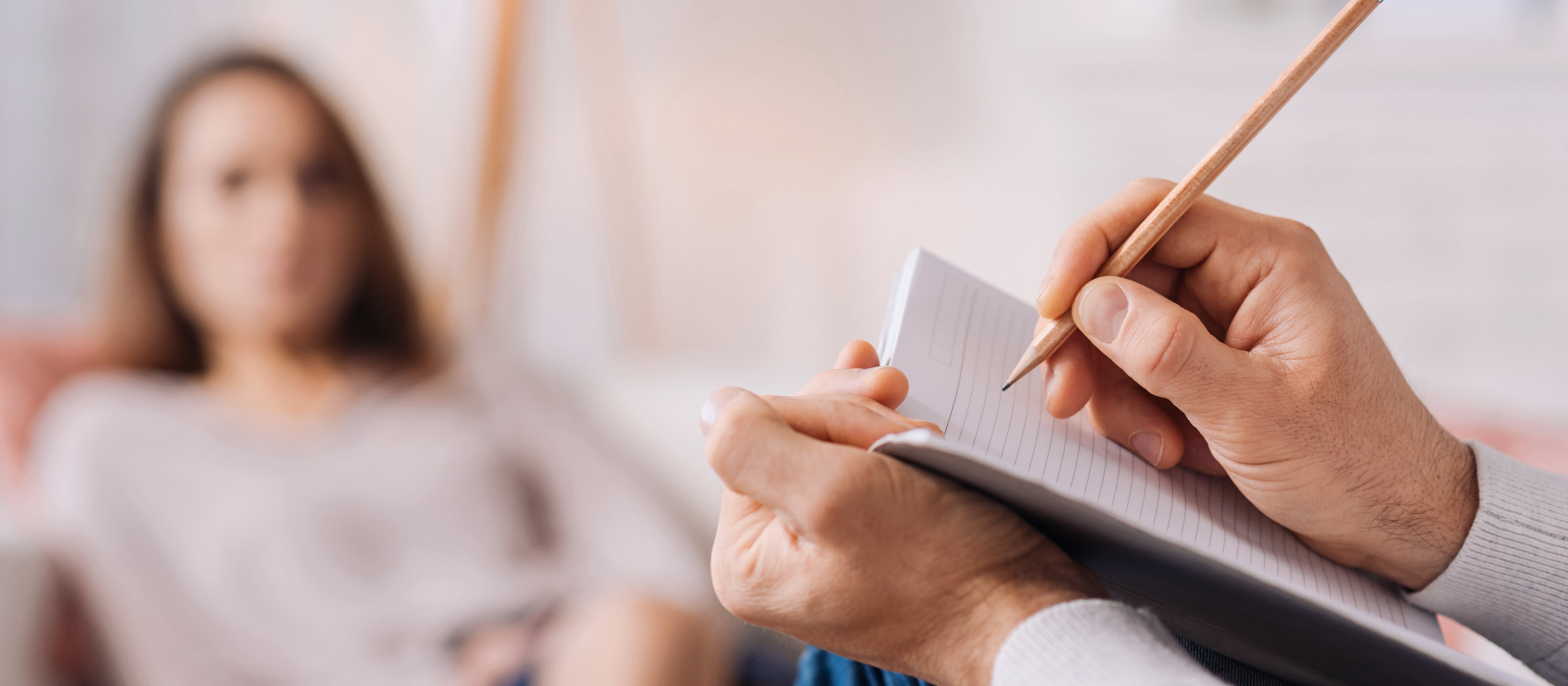 Minimum 9 tys. zł - tyle od lipca ma zarabiać psycholog. Ministerstwo chce zmian