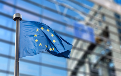 Komisja Europejska w ogniu krytyki za „puste loty”