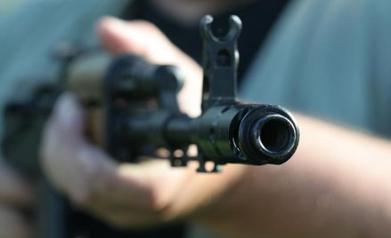 Jak Rosjanie fabrykę kałasznikowa budowali