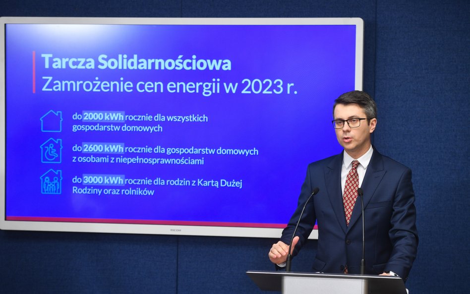 Muller: Decyzja ws. ewentualnego przedłużenia wakacji kredytowych - w połowie roku