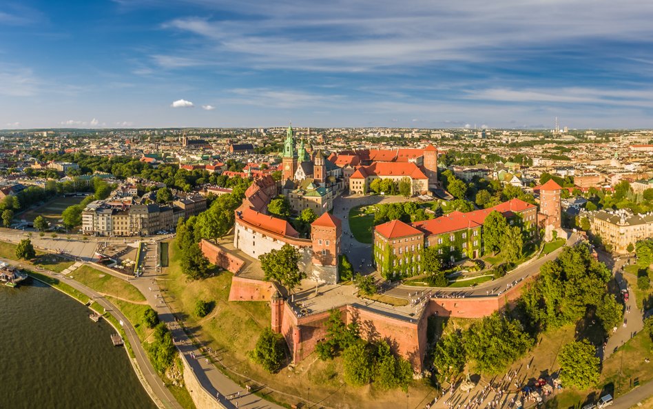 Krakowski radny zwrócił uwagę na kolejny przykład patodeweloperki w mieście