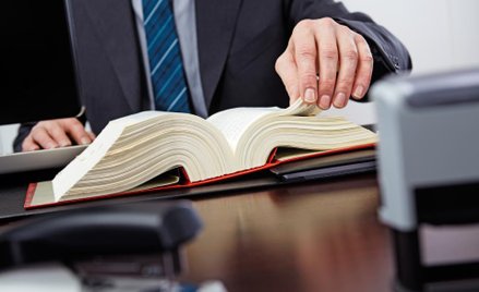 KNF ukarała dwa TFI