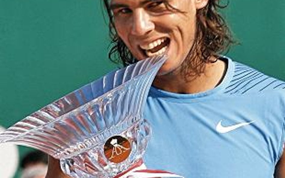 Nadal znów pokonał Federera