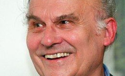 "To był mały piesek rasy japońskiej" - Ryszard Kapuściński „Cesarz”