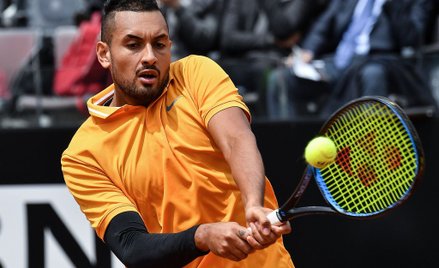 Nick Kyrgios rzuca krzesłem i schodzi z kortu w Rzymie
