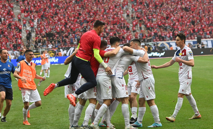 Zawodnicy Wisły Kraków cieszą się z gola podczas finałowego meczu piłkarskiego Pucharu Polski z Pogo