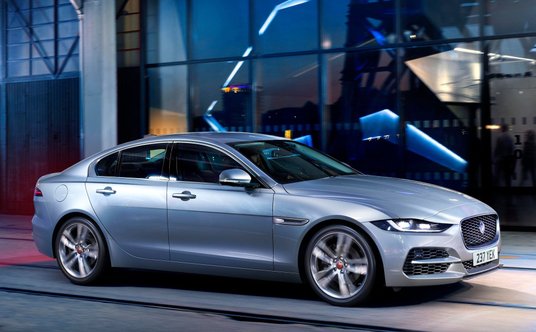Jaguar XE