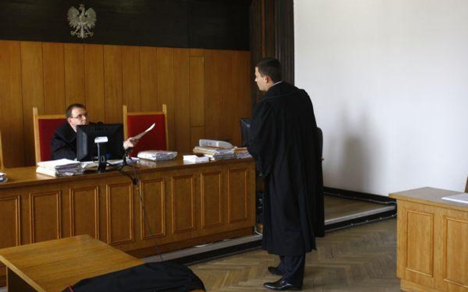 Mediator dostanie zapłatę z VAT