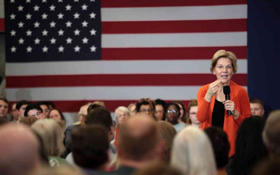 Elizabeth Warren: Sanders powiedział, że kobieta nie pokona Trumpa