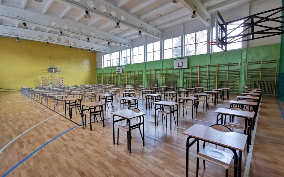 CKE podała terminy egzaminów w 2026 roku. Zmieni się też harmonogram ferii
