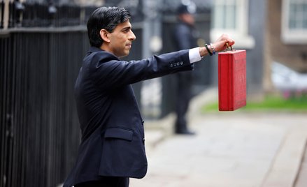 Londyn łagodzi politykę klimatyczną. Straci nie tylko klimat