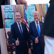 Wspólne zdjęcie Donalda Trumpa i Karola Nawrockiego podpisane po spotkaniu w Gabinecie Owalnym Białe