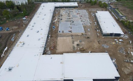 Silwana, największy w Lubuskiem park handlowy (25 tys. mkw. powierzchni), ma być gotowa najpóźniej d