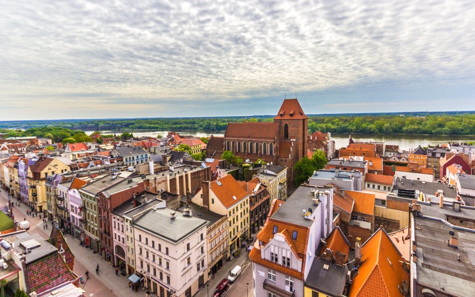 Toru&#x144; nale&#x17c;y do wschodz&#x105;cych rynk&#xf3;w inwestycyjnych w Polsce