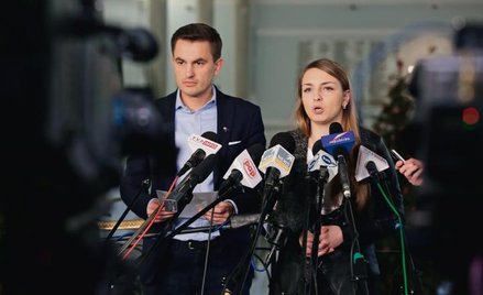 Wspólny cykl filmów na YouTubie „Z parą o polityce” rozbudził namiętność w parlamentarzystach PO Kin