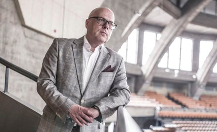 Marek Krajewski powrócił do cyklu o policjancie z Breslau znakomitą książką „Mock”.