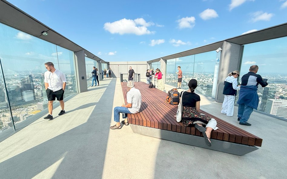 Pierwsi goście odwiedzili taras we wtorek, 9 września 2025