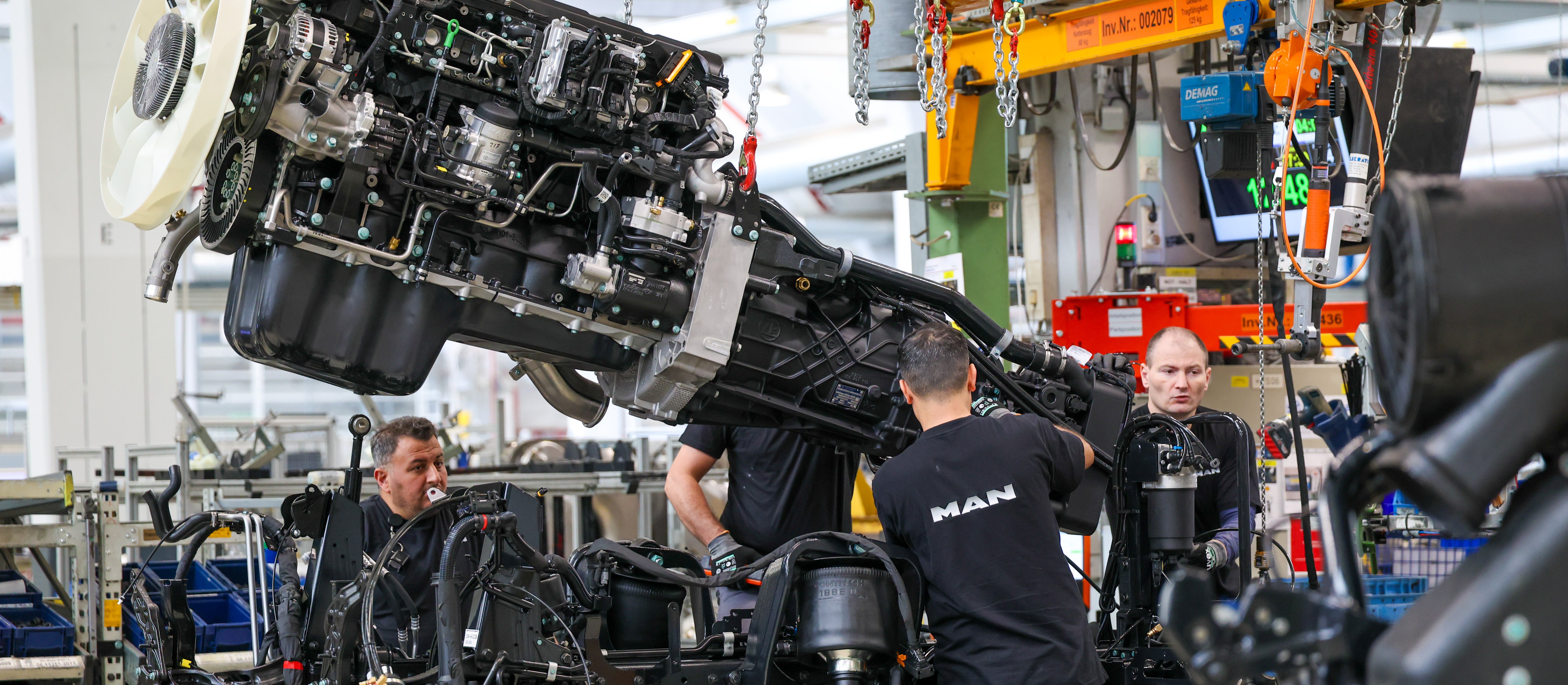 Niemiecki import taniał piąty miesiąc z rzędu