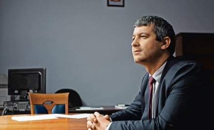 Plus Minus: Pałac Kultury do likwidacji
