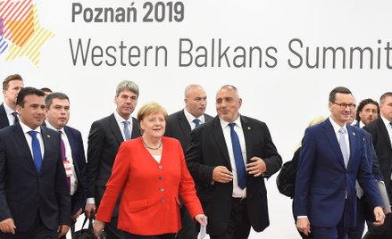 Od lewej: premier Macedonii Północnej Zoran Zaew, kanclerz Niemiec Angela Merkel, premier Bułgarii B