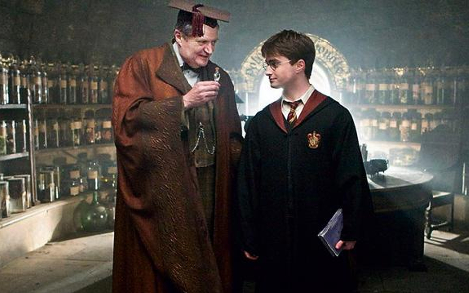 Film Davida Yatesa „Harry Potter i Książę Półkrwi” odsłania przeszłość Toma Riddle’a, zdradzając sek