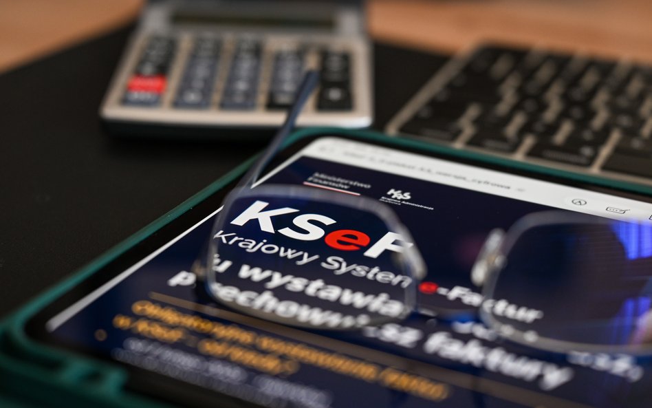 Krajowy System e-Faktur (KSeF) służy do wystawiania faktur w obrocie między przedsiębiorcami