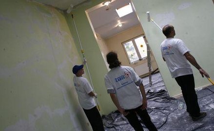 Kto powinien wymieniać drzwi i okna