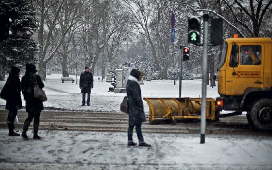 We Wrocławiu tak jak w wielu innych miastach kierowcy tkwili godzinami w korkach