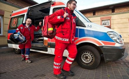 Rażąco niskie zarobki ratowników medycznych