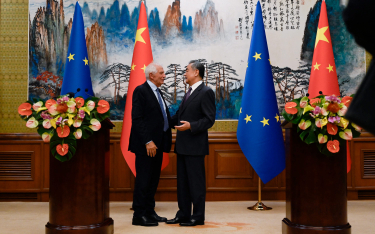 W trudnych rozmowach UE–Chiny w Pekinie udział biorą m.in. szef unijnej dyplomacji Josep Borrell i c