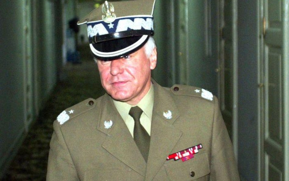 gen. Marek Dukaczewski