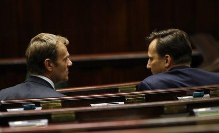 Radek Sikorski (z prawej) i Donald Tusk