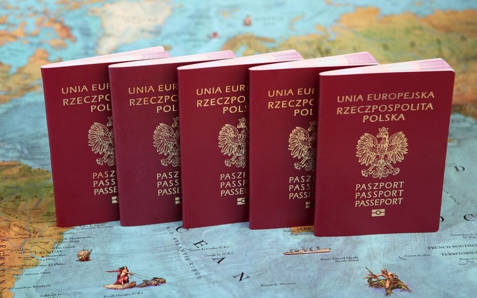 Jak poprawnie złożyć wniosek o paszport