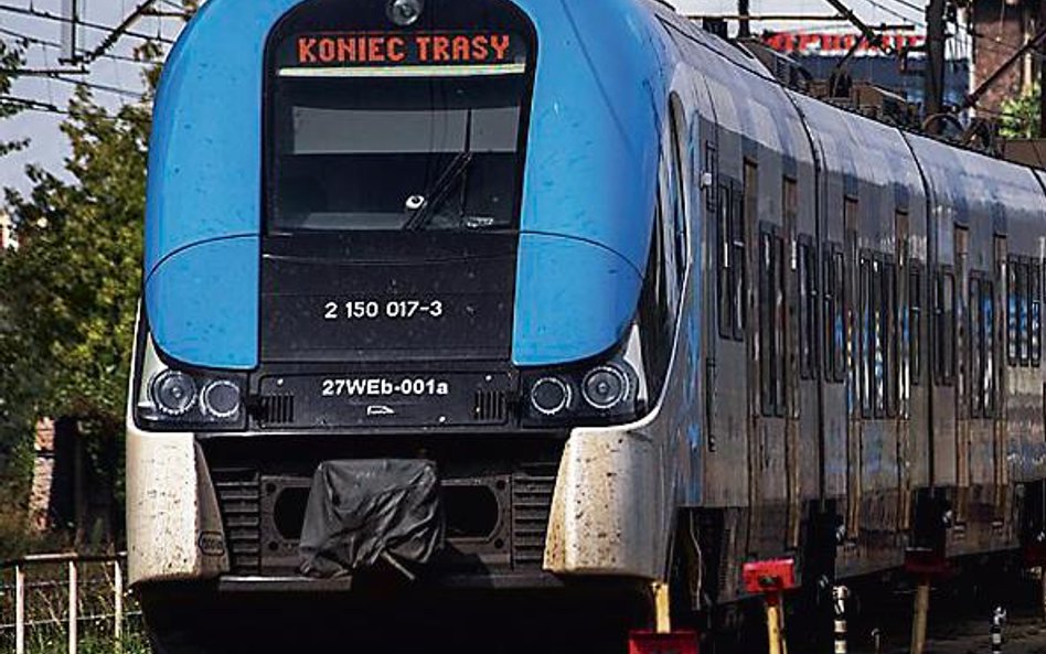 Samorządowcy nie wahają się ciąć liczby połączeń