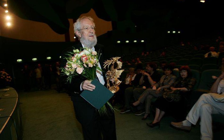 Kraków. Kino Kijów. Uroczyste rozpoczęcie 48. Krakowskiego Festiwalu Filmowego. Wręczenie nagrody Sm