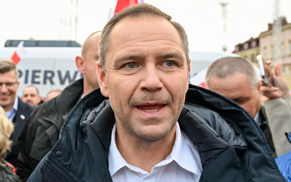 Popierany przez PiS kandydat na prezydenta Karol Nawrocki