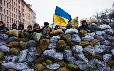 Barykada na ulicy Hruszewskiego, 28 stycznia 2014: dla jednych pomnik, dla drugich prowokacja, dla j