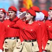 Členové Junarmia během moskevské vojenské přehlídky při příležitosti 75. výročí konce druhé světové války
