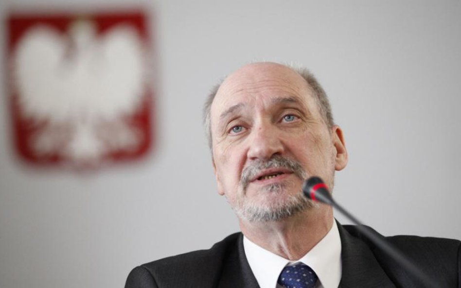 Antoni Macierewicz: Dopuszczono się fałszywej oceny materiału dowodowego