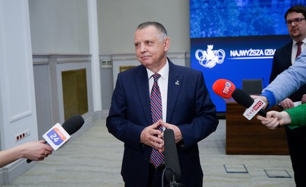 NIK (na zdjęciu prezes Marian Banaś) prowadzi wiele kontroli na materiałach niejawnych