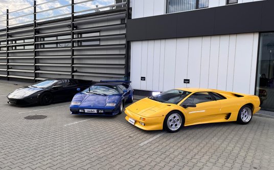 Klasyczne modele Lamborghini Murcielago, Countach, Diablo.