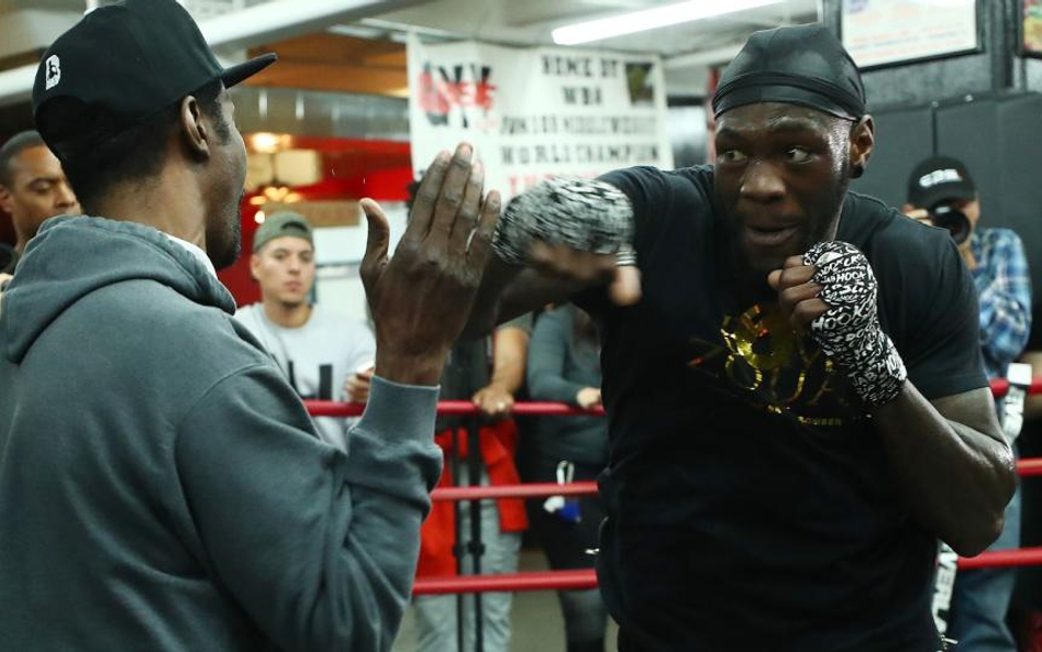 Deontay Wilder (z prawej)