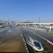 Kilka dni po ulewanych deszczach na drogach w Dubaju nadal utrzymywała się woda