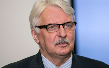 Prezydent i premier na rocznicę w Smoleńsku? Waszczykowski ostrzega przed prowokacjami