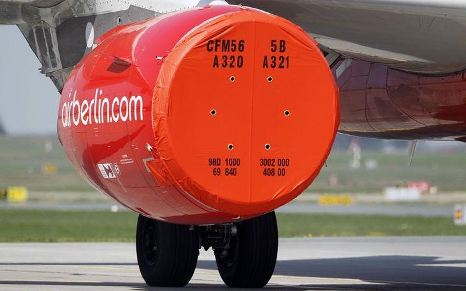 Maszyna Airbusa na niemieckim lotnisku w Norymberdze