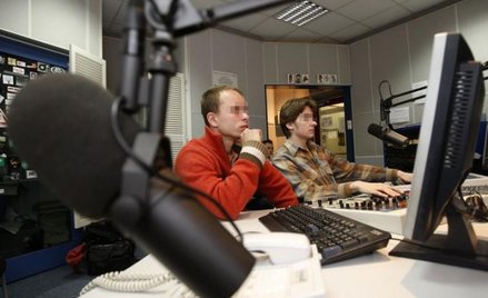 Przeniesienie radiostacji na inny teren wymaga nowej koncesji