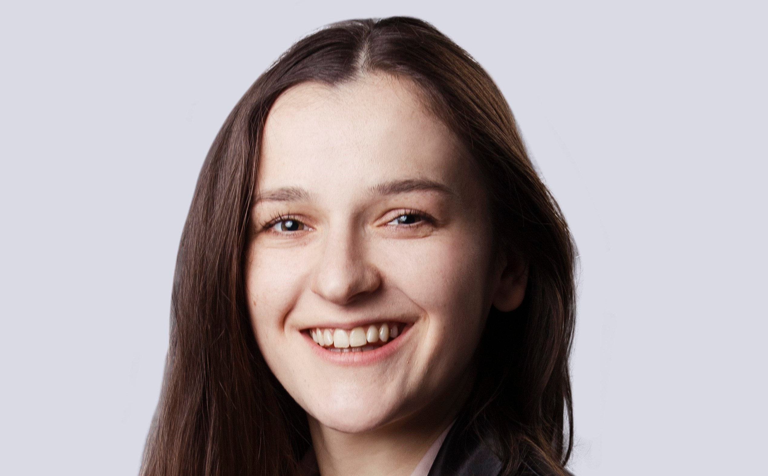 Agata Rozszczypała: O ile więcej od kobiet zarabiają mężczyźni